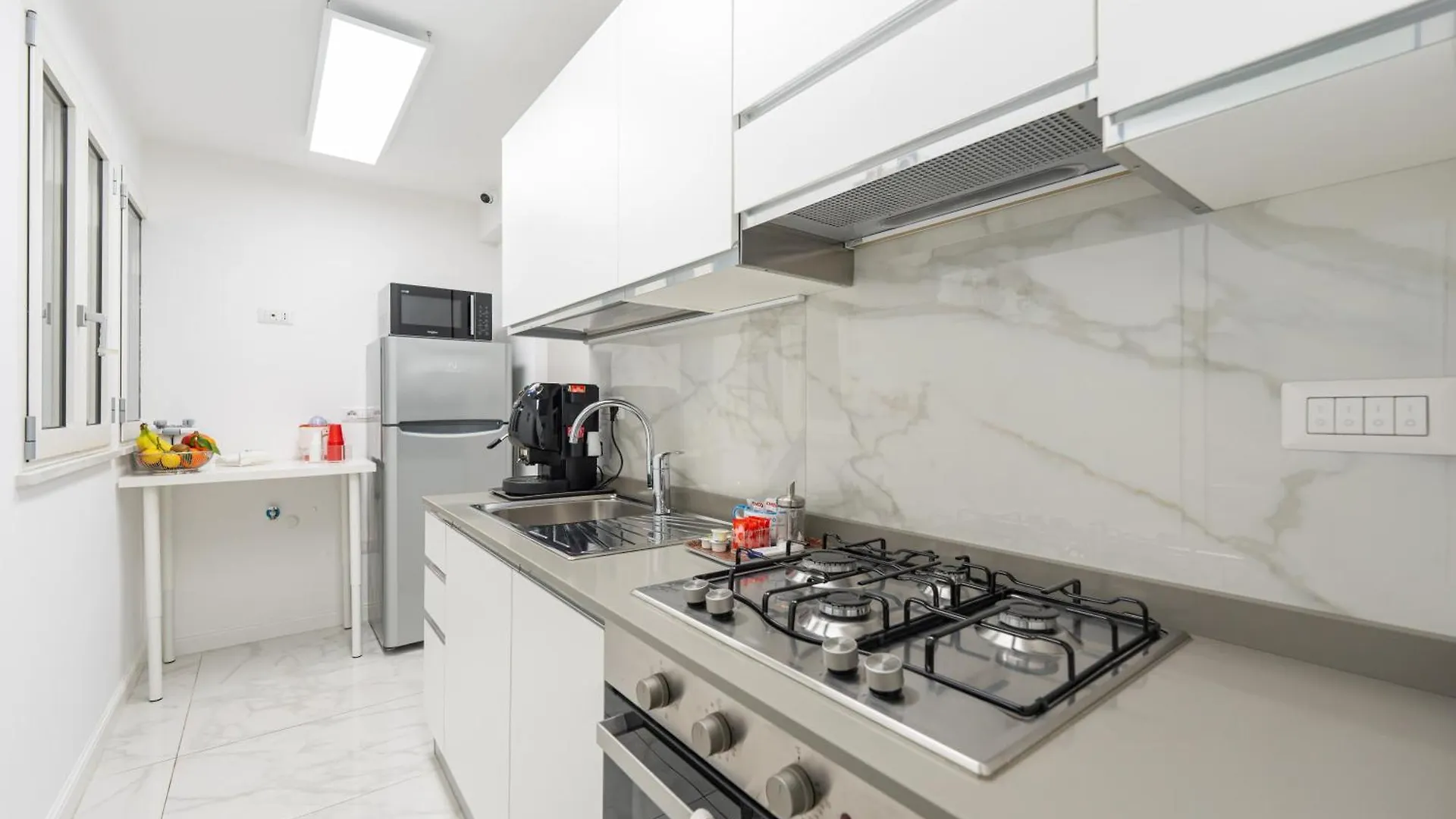Maison Morghen Naples Bed & Breakfast