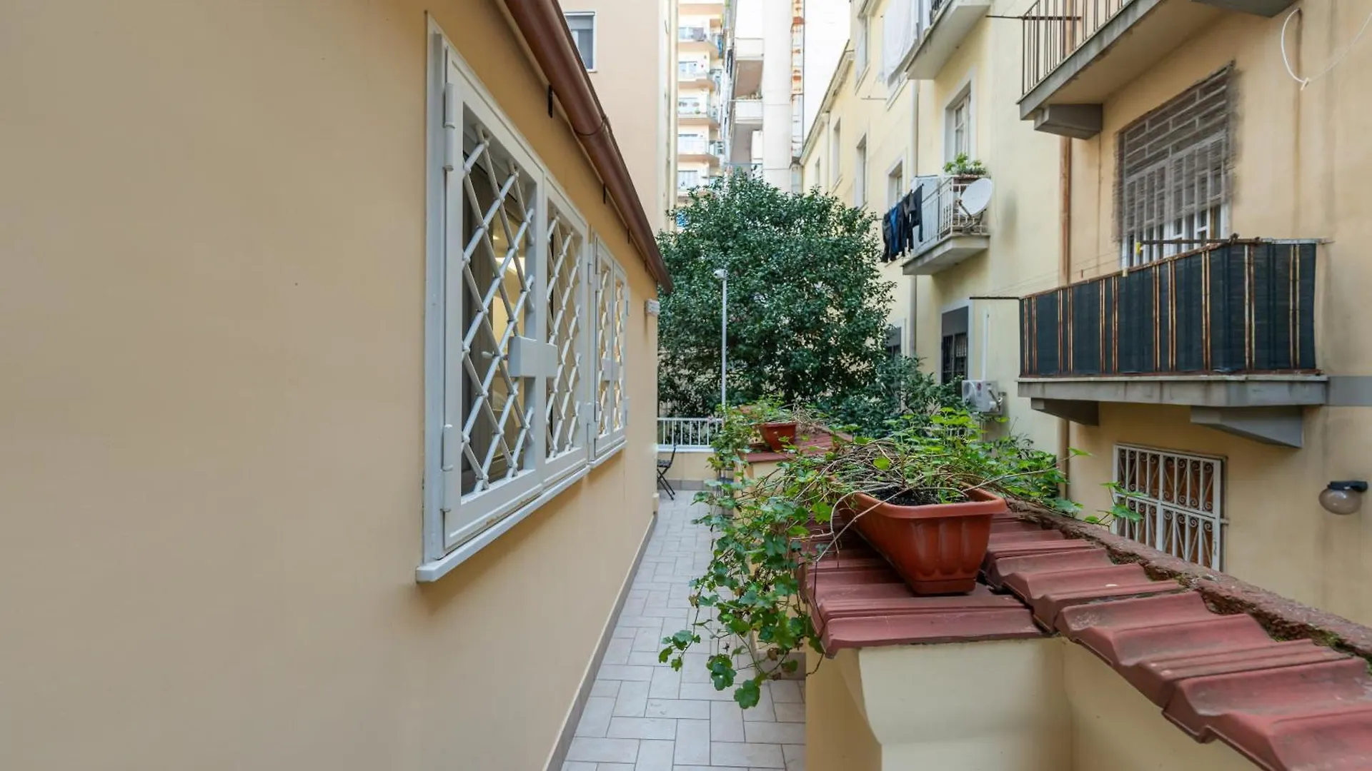 Maison Morghen Naples 0*,