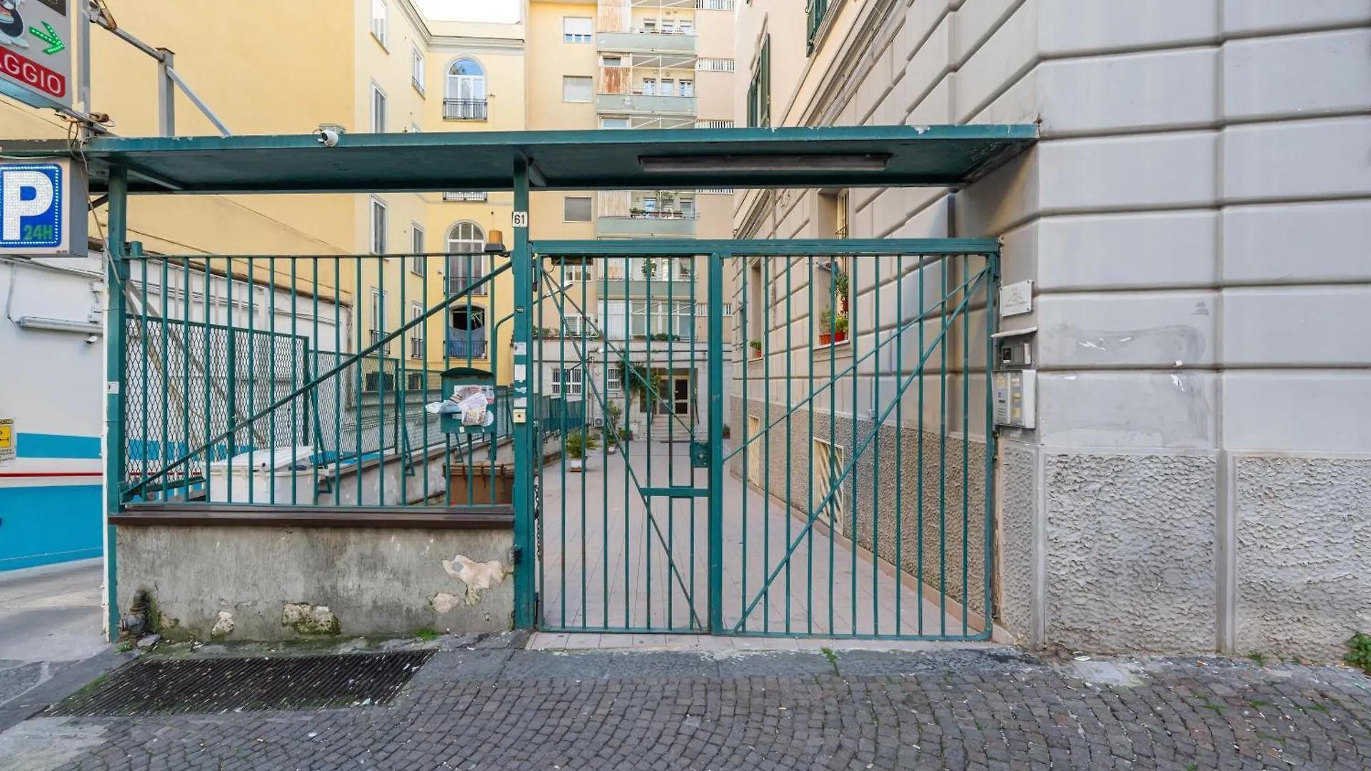 Couette-café Maison Morghen Naples
